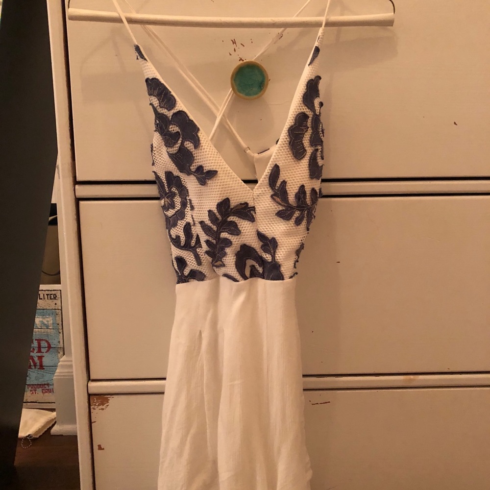 White/Blue Romper - Picture 2 of 4